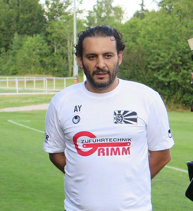 FC 08 Villingens Sportdirektor Arash Yahyaijan