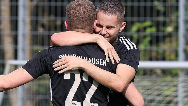 Dreimal traf Marc Labusch beim 3:2-Erfolg des SV Mühlhausen über den 1. FC Rielasingen-Arlen II und feierte außerdem sei 100. ...