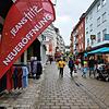 Zu wenig Läden, zu wenig Auswahl: Die Friedrichshafener Innenstadt steht oft in der Kritik. Doch ein Stadtbummel zeigt: es passiert viel.