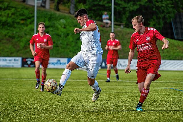 Bild 1: SG Weilheim/Gurtweil gewinnt gegen Aufsteiger FC Dachsberg mit 2:0 &ndash; und wir haben Bilder!