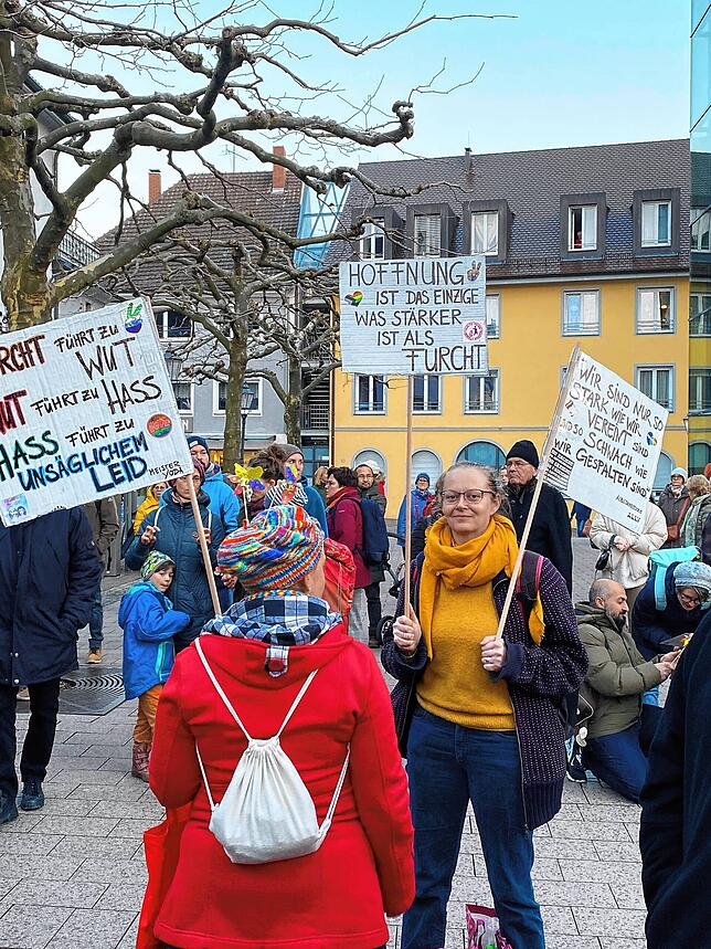 Bild 5: &bdquo;Deutschland ist bunt&ldquo;: Bilder von der Demonstration gegen rechts in Radolfzell