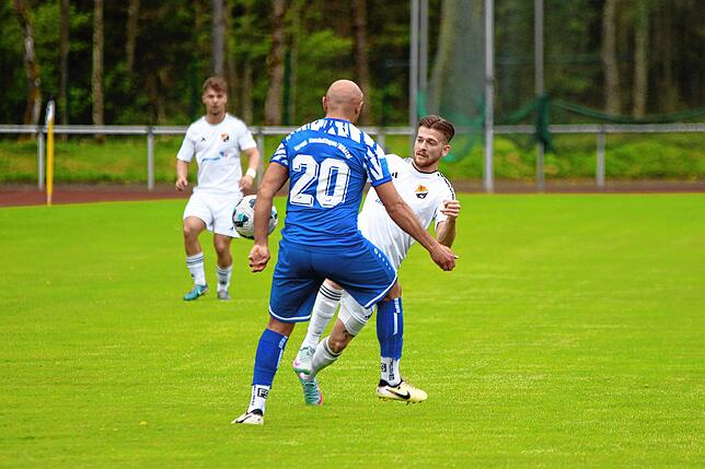 Bild 13: SV 08 Laufenburg siegt 2:1 gegen Spvgg Gundelfingen/Wildtal – und wir haben Fotos!