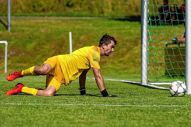 Bild 17: FC Weizen legt im Abstiegsspiel zur Kreisliga B ein 3:0 gegen FC Huttingen vor &ndash; wir haben Bilder!