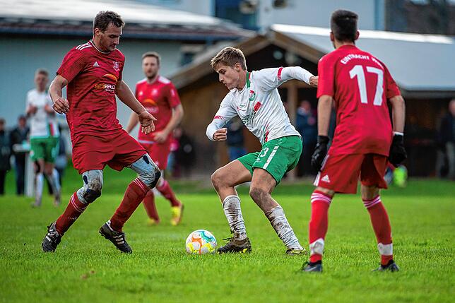 Bild 24: SG Hotzenwald rettet ein 3:3 gegen die Spvgg Andelsbach &ndash; und wir haben Bilder!