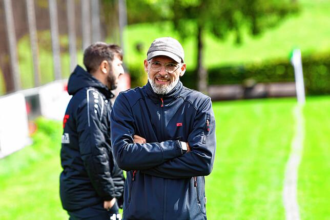 Nicht dabei: Der neue Trainer des FC Erzingen, Patrizio De Feo, wird das erste Pflichtspiel im SBFV-Pokal gegen den TuS Binzen ...