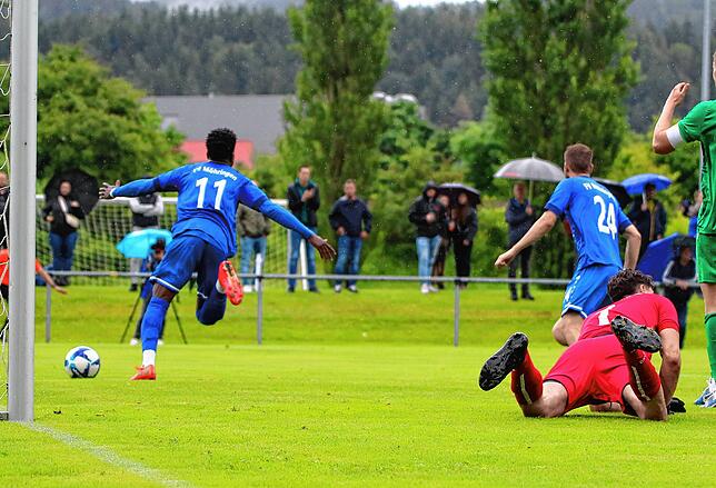 Bild 1: Möhringen gewinnt mit 2:1 gegen Aach-Linz und macht Aufstieg perfekt – wir haben die besten Bilder!