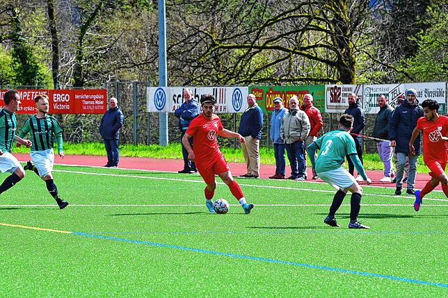 Bild 30: FC Zell besiegt den FC Tiengen 08 deutlich &ndash; und wir haben Bilder!