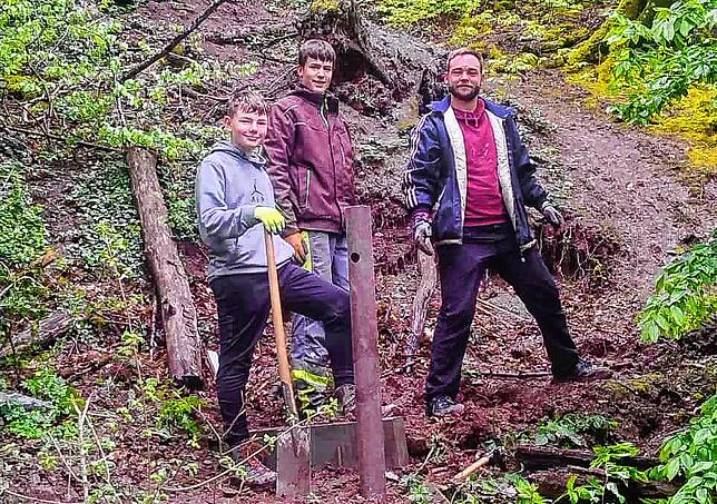 Der Stamm Clemens der Pfadfinderschaft St. Georg aus Dogern sanierte den bei Ausflüglern und Sportlern beliebten Himmelsweg.