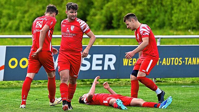 Bild 11: FC Schlüchttal besiegt den TuS Efringen-Kirchen mit 4:2 – und wir haben Bilder!