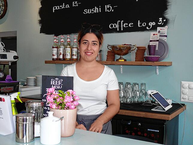 Valentina Demasi freut sich, dass seit der Öffnung der Cafes nach der Corona-Krise mehr Gäste da waren als zuvor.