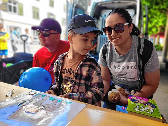 Bild 13: Alle Bilder von der Aktion „Herz für Kinder“ in Radolfzell