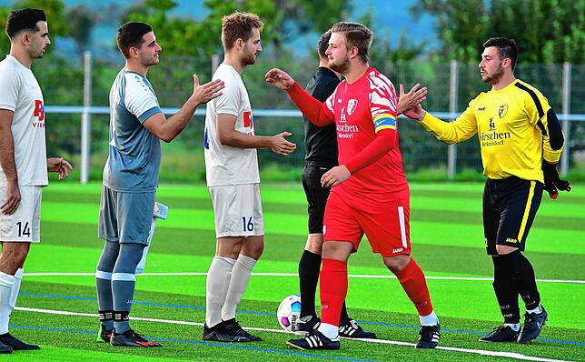 Bild 2: FC Schlüchttal siegt 3:2 beim FC Erzingen &ndash; und wir haben Bilder!