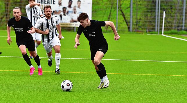 Bild 5: FC Wittlingen siegt 5:1 gegen die SG FC Wehr/Brennet &ndash; und wir haben Bilder!