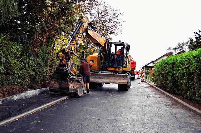 Die Oberfläche der Schulstraße in Daisendorf ist wieder geschlossen. Als nächstes stehen Arbeiten in der angrenzenden Straße Am ...