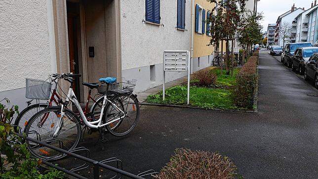 Der Gemeinderat hat jetzt eine Änderung der Stellplatzsatzung beschlossen. Bei Wohnbauten können künftig mehr Radabstellplätze gebauten ...