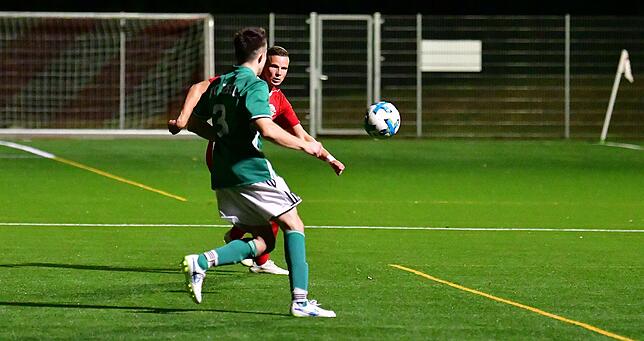 Bild 11: FC Wallbach feiert beim 3:1 gegen den FC Zell seinen ersten Heimsieg &ndash; und wir haben die Bilder!