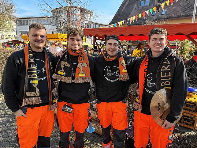 Bild 16: Närrisches Treiben beim fröhlichen Fasnetsmarkt 2025