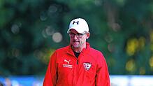 Marius Nitsch, Trainer des SC Gottmadingen-Bietingen, kann aufatmen: Seine Mannschaft besiegt Konstanz-Wollmatingen mit 3:2.