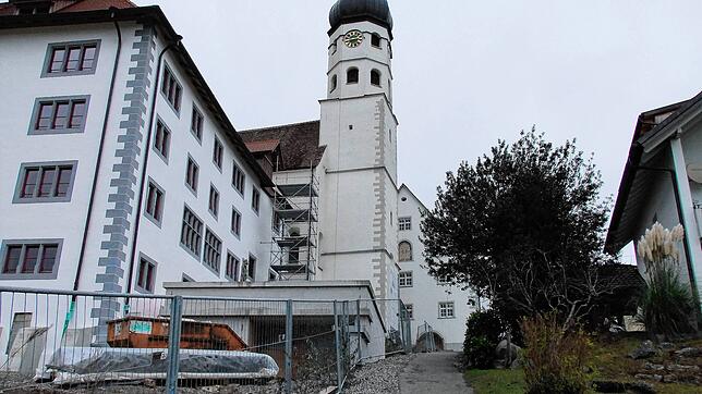 Die Sanierung des Probsteigebäudes am Augustiner Chorherrenstift soll noch im Jahr 2022 abgeschlossen werden. Dann geht es weiter mit ...
