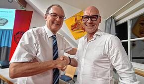 Der alte und der neue Zunftmeister der Poppele: Stephan Glunk (links) und Timo Heckel, den viele seit der SÜDKURIER-Berichterstattung ...