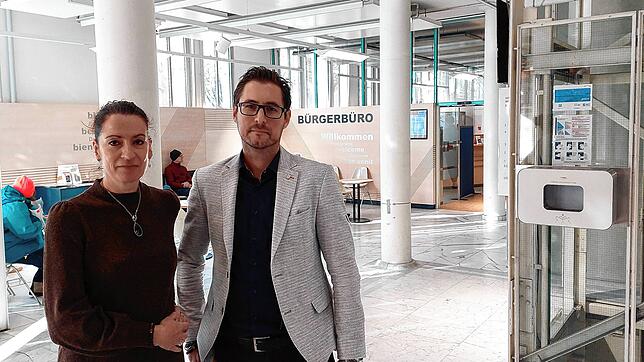 Im Bürgeramt an der Laube ist viel Publikumsverkehr, das Haus ist für alle zugänglich. Das führt immer häufiger zu schwierigen ...