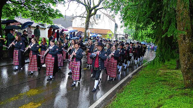 Bild 17: Bilder vom Georgiritt in Limpach im Deggenhausertal am Muttertag