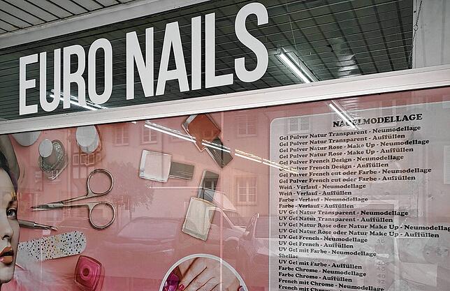 Das „Euro Nails“-Nagelstudio liegt an der Waldshuter Rheinstraße.