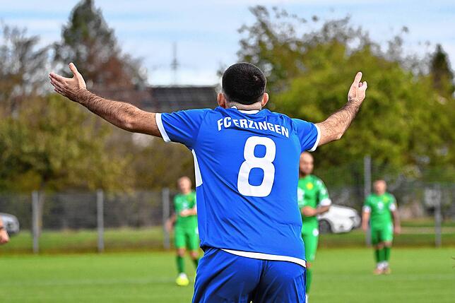 Bild 8: SV Herten besiegt den FC Erzingen mit 3:0 &ndash; und wir haben Bilder!