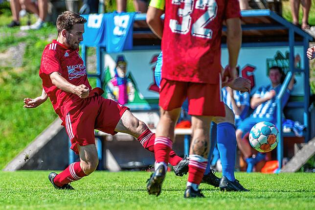 Bild 6: FC Dachsberg siegt 2:0 beim SV Berau und steigt auf &ndash; wir haben Bilder!