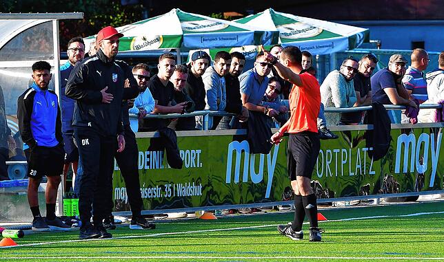 Bild 13: FC Erzingen schießt sich mit einem 4:0 beim VfB Waldshut aus der Krise &ndash; und wir haben die Bilder!