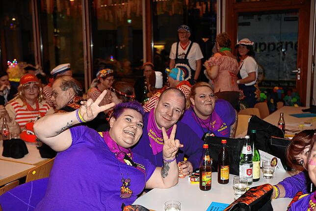 Bild 25: Partystimmung beim Seegeisterball &ndash; Teil 3