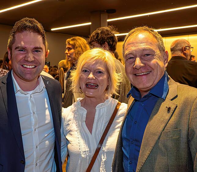 Holger Mayer, Bürgermeister von Hilzingen, Sandra Storz und der Singener SPD-Landtagsabgeordnete Hans-Peter Storz.