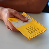 Ab September versuchten immer mehr Personen, in Konstanzer Apotheken ihren gefälschten Impfpass digitalisieren zu lassen. Gegen sie wird ...