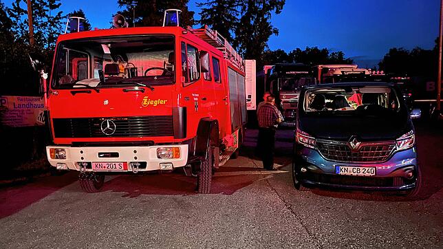 Das voll ausgestattete und somit direkt einsatzfähige Löschfahrzeug für die neue Feuerwehr in Onokivska. Der Vereine hatte es zuvor von ...