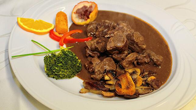 Das traditionelle Rehessen erhalten die Bürger von Eschbach in diesem Jahr frei Haus.