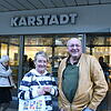 Vor den Feiertagen eine wichtige Adresse zum Einkaufen: Silvia und Achim Löher aus Nenzingen gehören zu den Menschen, die gerne Kunden ...
