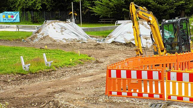 Für Arbeiten an den Grünanlagen ist momentan das Wetter zu schlecht.