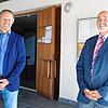Eric Nehls (links) und Lutz Jacobi freuten sich über eine konstruktive Gemeindeversammlung in der Wehrer Friedenskirche.
