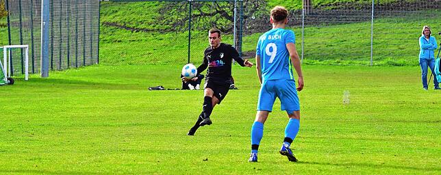 Bild 16: FC Wittlingen gewinnt Spitzenspiel beim SV Buch mit 3:0 – und wir haben Bilder!