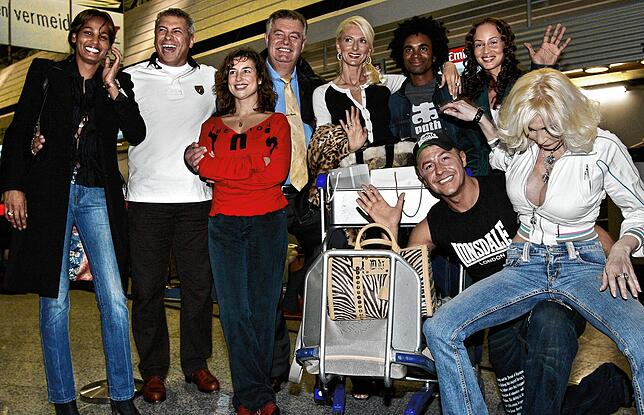 Der legendäre Cast der zweiten Dschungelcamp-Staffel 2004: Nadja Abd el Farrag (von links), Jimmy Hartwig, Isabel Varell, Harry ...