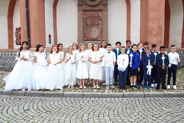 Bild 1: Alle Bilder von den Kommunion-Feiern 2022 im westlichen Kreis Waldshut