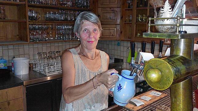 Seit 1849 wird das Gasthaus Kranz in Radolfzell-Liggeringen von Familie Straub geführt. 1985 übernahm Beatrix Honstetter, geborene ...