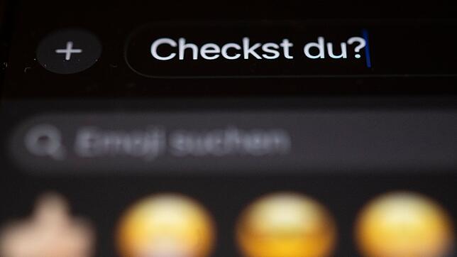 Jugendliche haben ihre Favoriten für das «Jugendwort des Jahres» 2025 nominiert - unter anderem «Checkst du?», «Goonen» oder «Sybau».