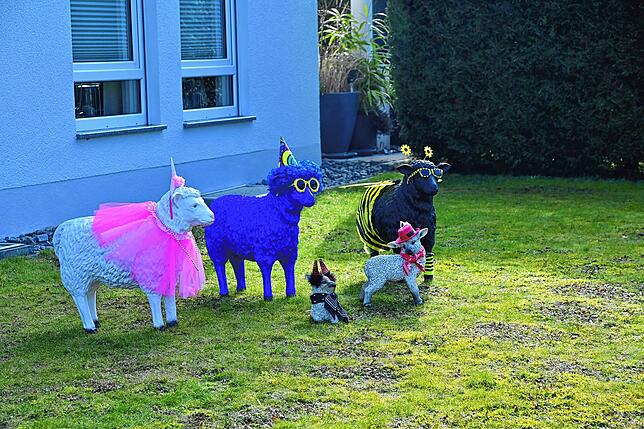 Bild 8: So laufen sich die Narren für den Umzug in Bad Dürrheim warm