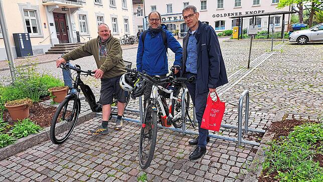 In Bad Säckingen wird drei Monate lang getestet, wo künftig Fahrradständer aufgestellt werden könnten. Die Gastronomie und der ...