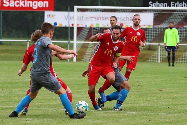 Bild 6: SV Jestetten siegt 3:1 beim FC Wallbach &ndash; und wir haben Bilder!