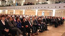 Beim Neujahrsempfang 2024 waren viele Menschen ins Radolfzeller Milchwerk gekommen. Für 2025 gibt es keinen solchen Empfang. (Symbolbild)