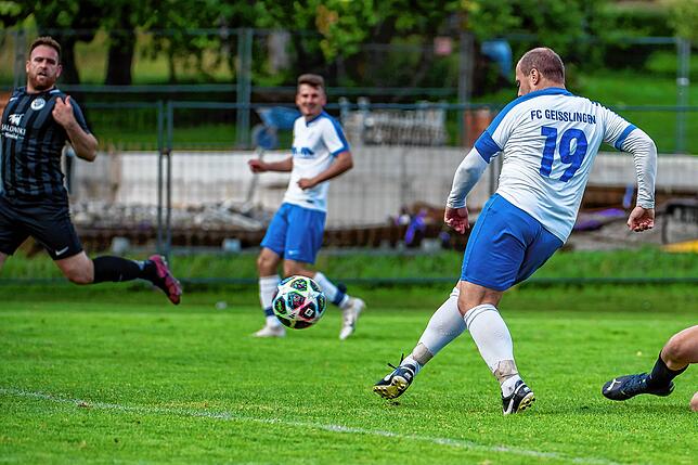 Bild 14: FC Geißlingen gewinnt Küssaburg-Pokal durch 4:3-Sieg gegen den FC Hochrhein &ndash; wir haben Bilder!
