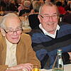 Senioren unter sich: Ehrenbürger Wolfgang Klein (links) und Manfred Henle fanden viele gemeinsame Themen.