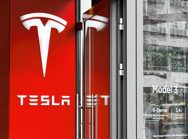 Lange verspottet, heute Angstgegner der deutschen Autobauer: US-Konzern Tesla
